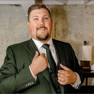 Meet your Posher, Conner